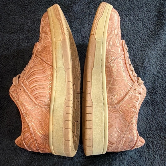 Galartsy Nihinga Inspired Silk Sneakers - Picture 9 of 10